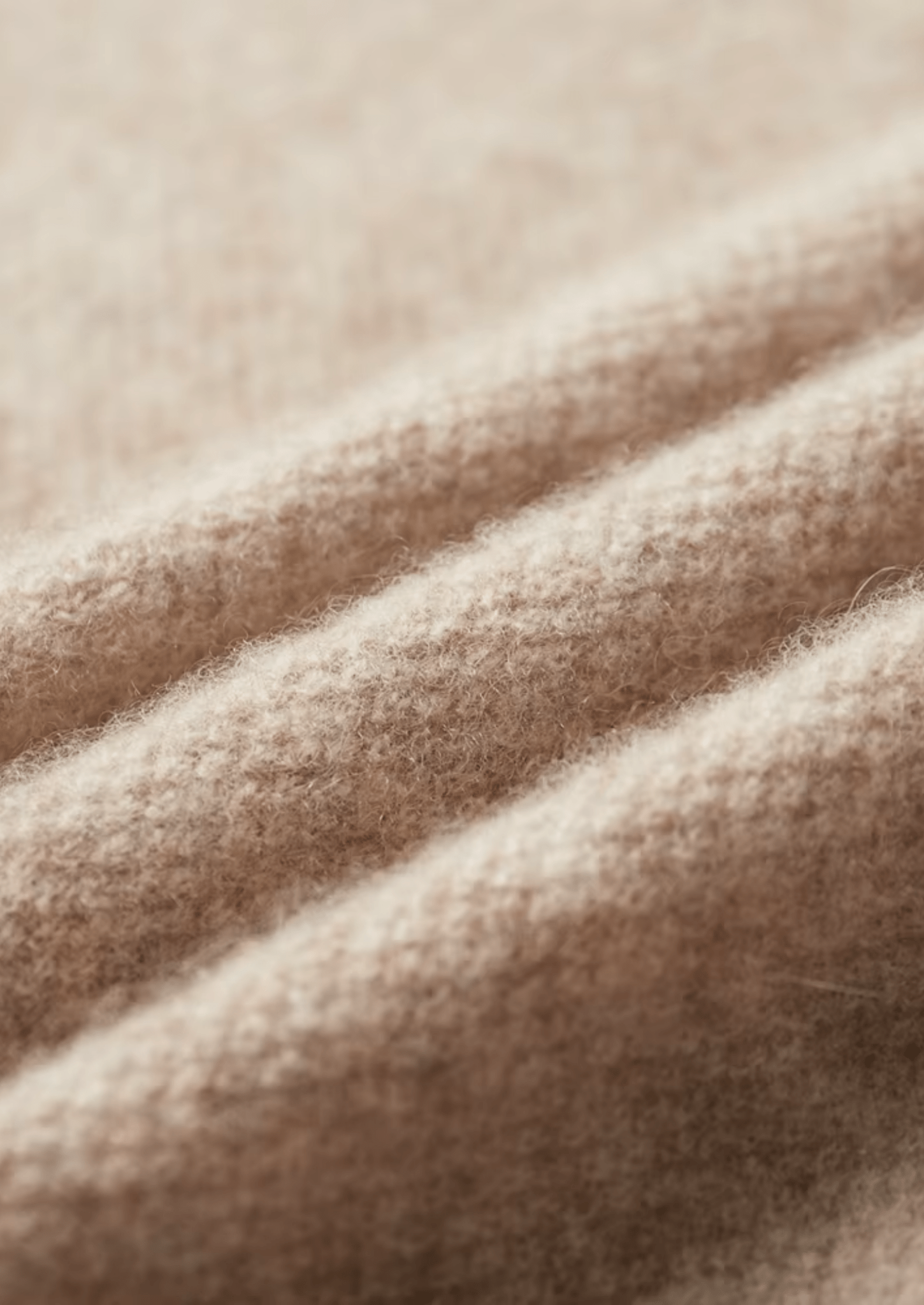 PREMIUM CASHMERE CLASSIC HENLEY SWEATER - Derada