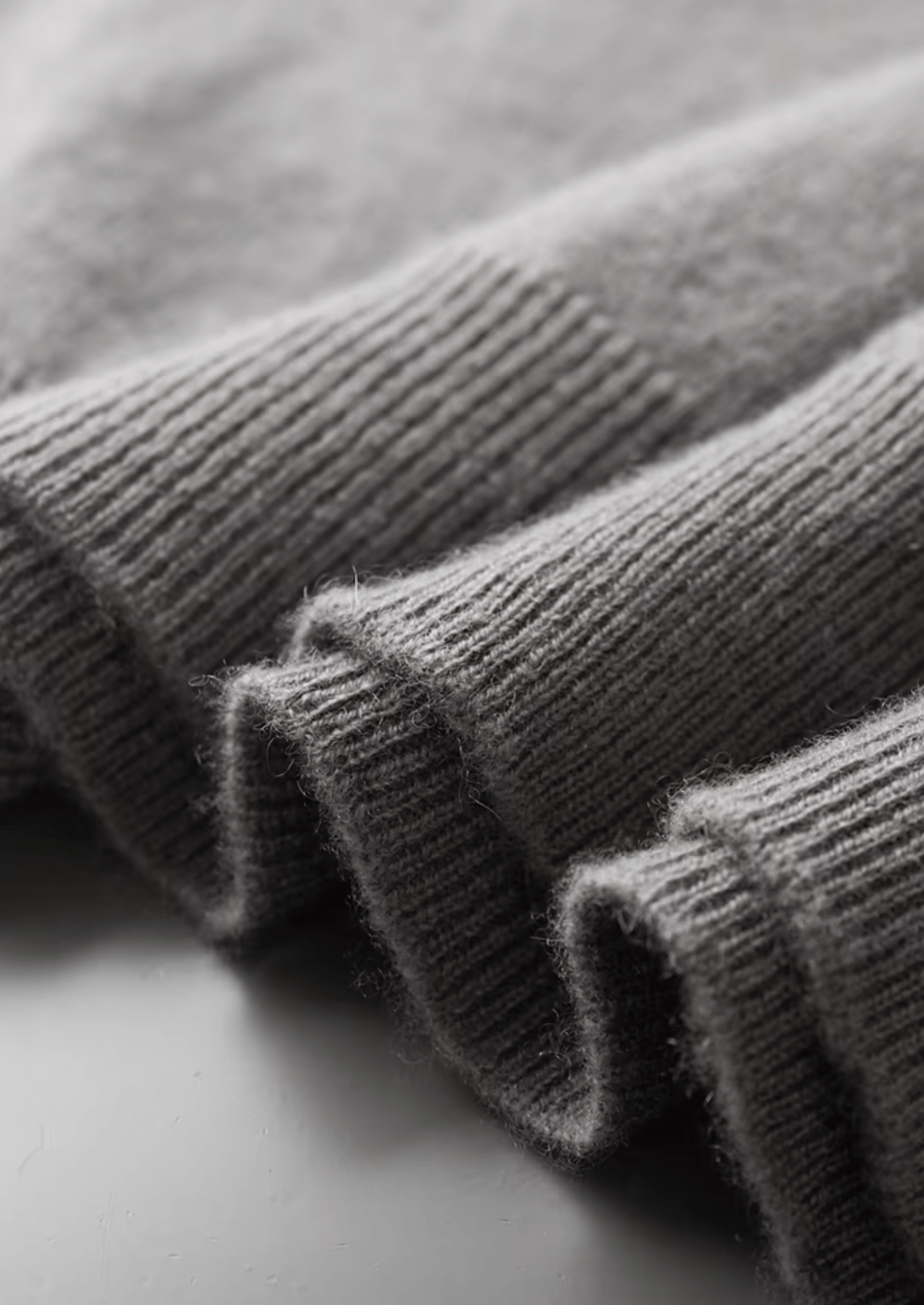 PREMIUM CASHMERE MOCK NECK T - SHIRT - Derada