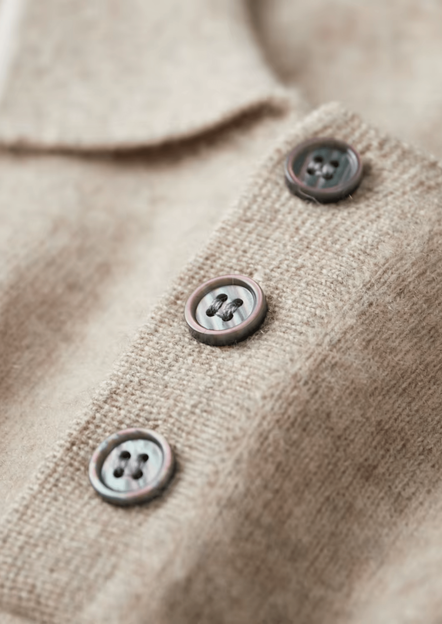 PREMIUM CASHMERE TWO TONE BUTTON POLO - Derada