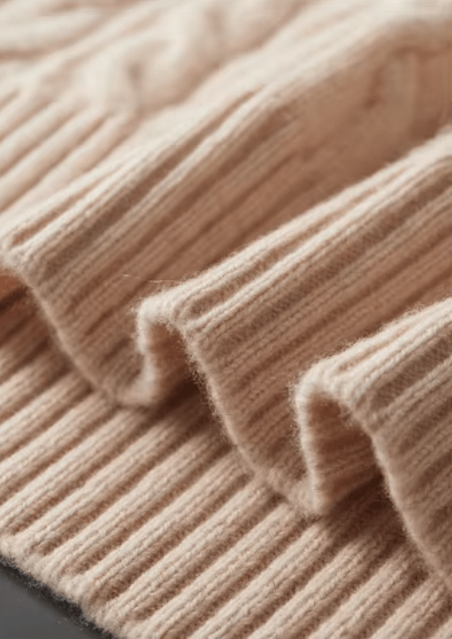 PURE EXTRA - FINE MERINO WOOL CABLE KNIT CREWNECK - Derada