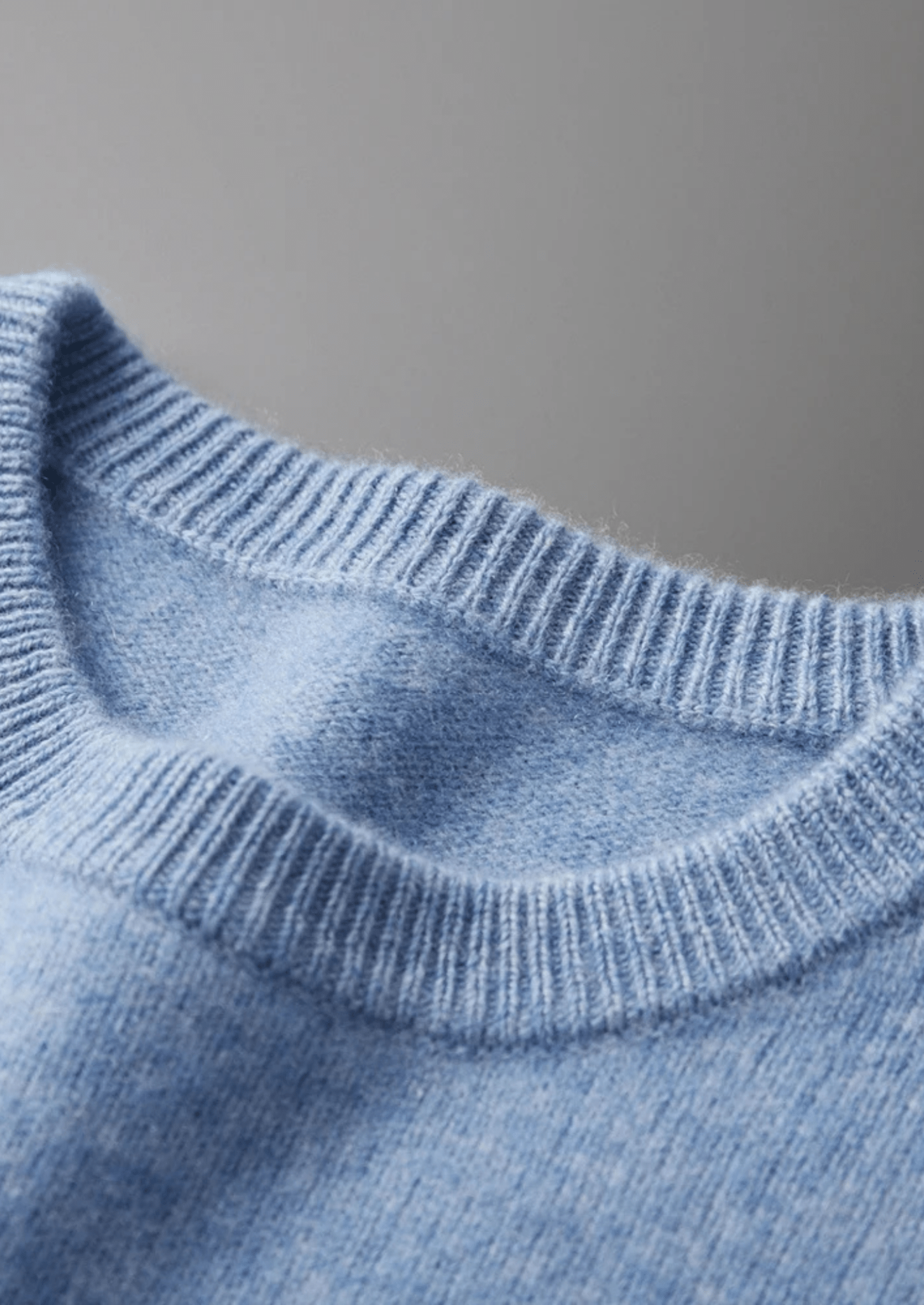 PURE EXTRA - FINE MERINO WOOL CLASSIC CREWNECK - Derada