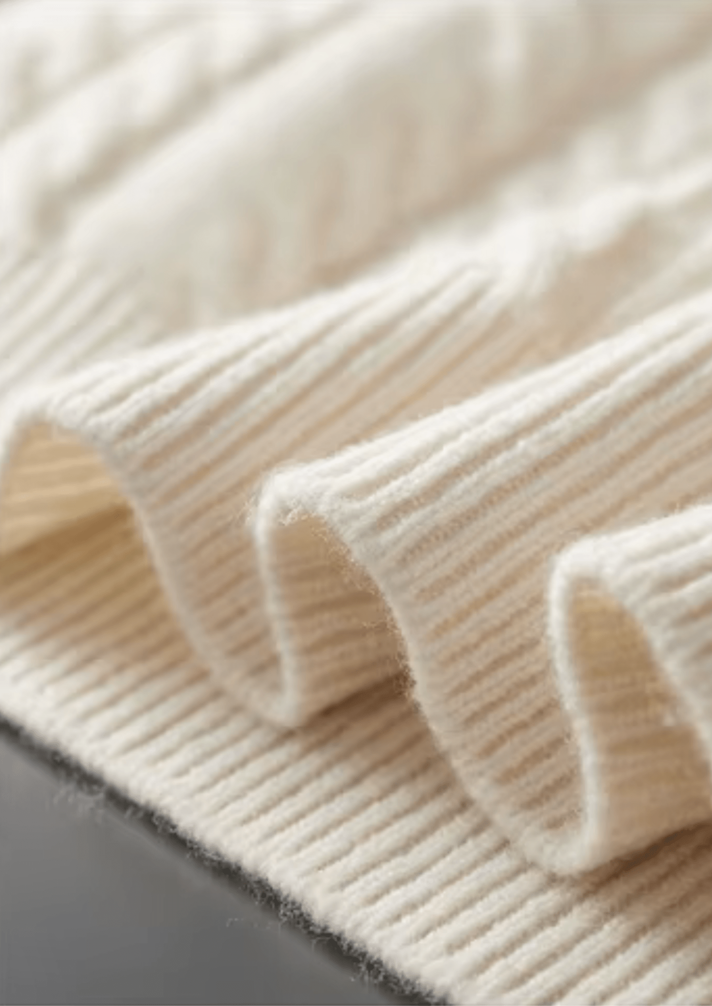 PURE EXTRA - FINE MERINO WOOL STRIPED HALF - ZIP SWEATER - Derada