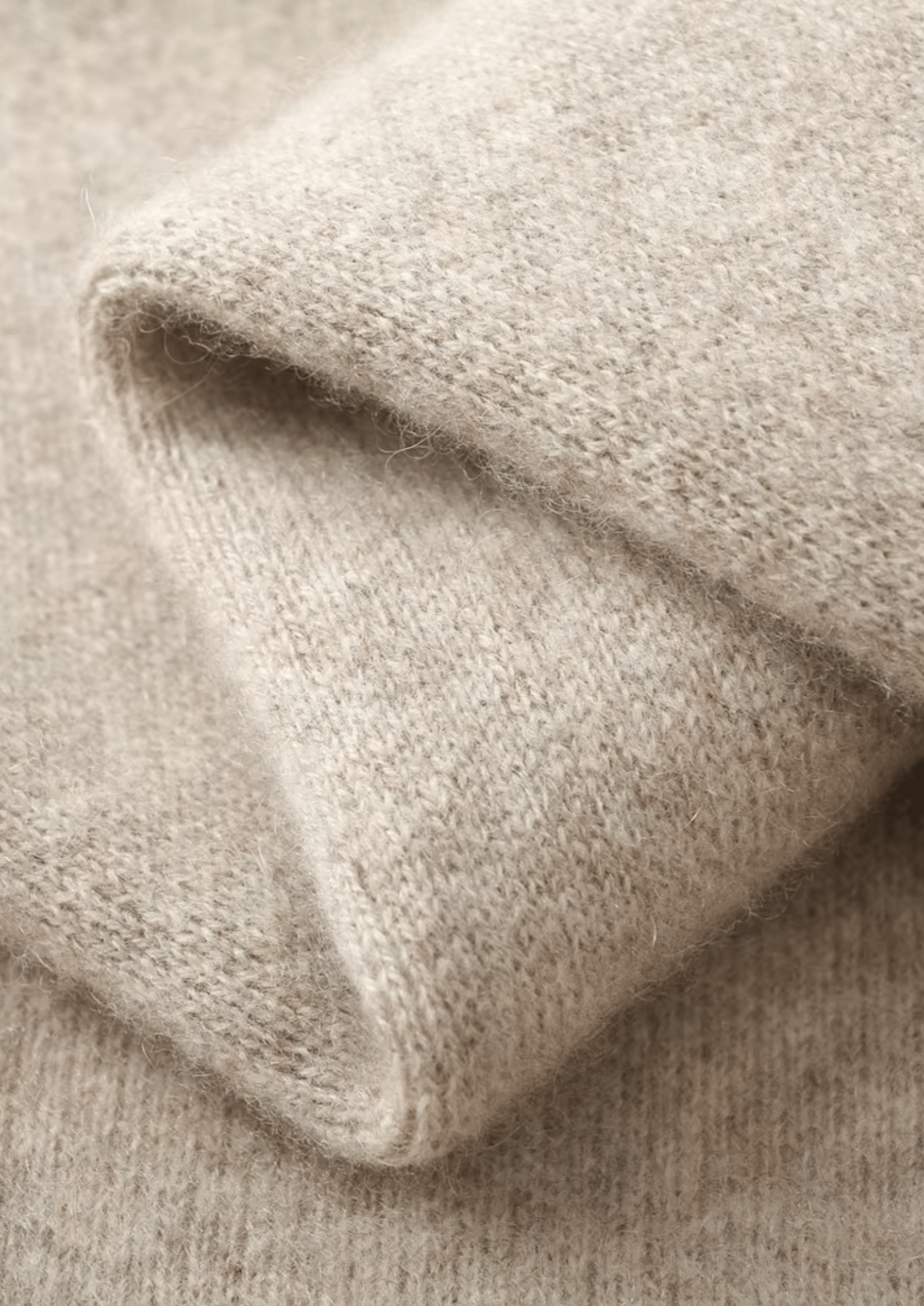 PURE EXTRA - FINE MERINO WOOL V - NECK CARDIGAN - Derada